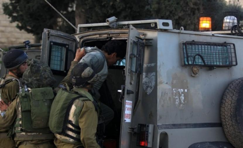 الاحتلال الإسرائيلي يعتقل شقيقين من أريحا
