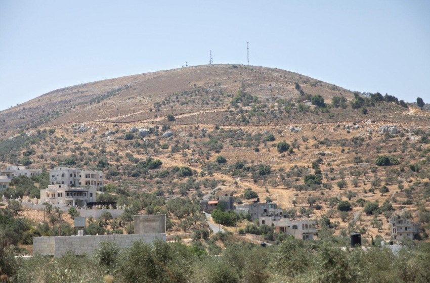 قناة عبرية: غانتس يُلغي شرعنة 46 بؤرة استيطانية في الضفة الغربية
