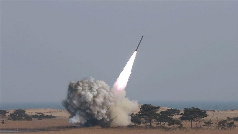 كوريا الشمالية تطلق صاروخًا بالستيًا آخر
