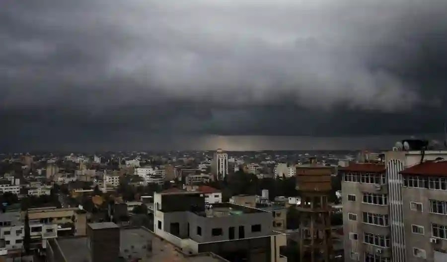 العلامي يكشف تطورات الحالة الجوية في فلسطين وحقيقة هطول أمطار الأسبوع المقبل