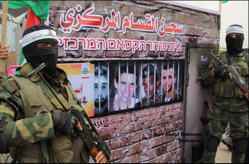 الكشف عن تفاصيل جديدة في قضية تبادل الأسرى بين حماس و