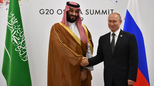 بوتين يبحث مع محمد بن سلمان قضايا الساعة الخاصة بالتعاون الروسي السعودي