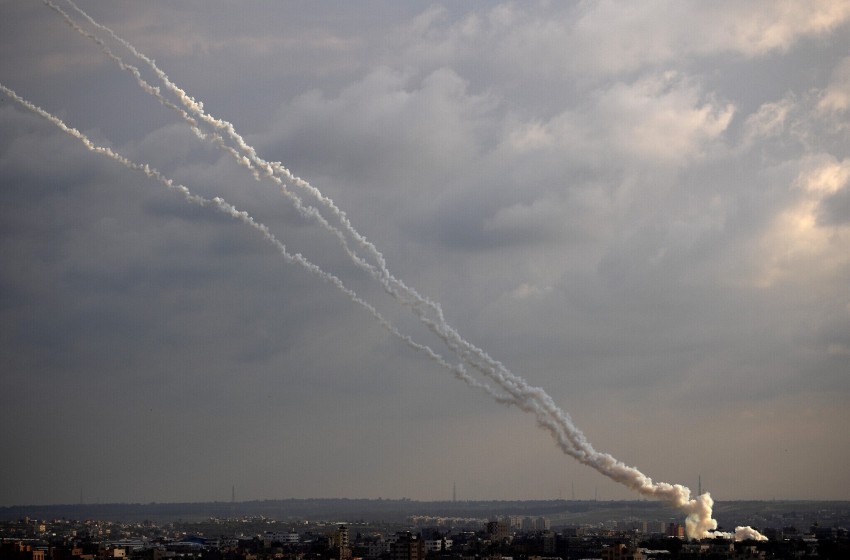 حماس تطلق 8 صواريخ تجريبية صوب البحر