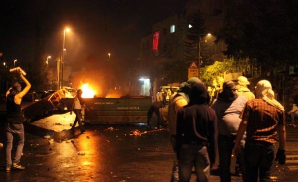 نابلس: إصابات بالاختناق جراء قمع الاحتلال مسيرة على حاجز حوارة العسكري 