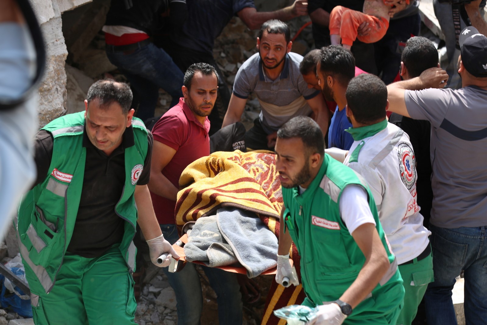الخدمات الطبية بغزة: نطالب المؤسسات الدولية والإنسانية بتحمّل مسؤولياتها تجاه العدوان الغاشم