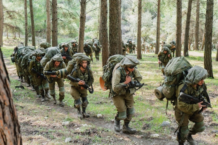جيش الاحتلال يستدعي 10 كتائب احتياط لحدود غزة