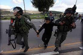الاحتلال يعتقل فتى من بلدة الخضر جنوب بيت لحم
