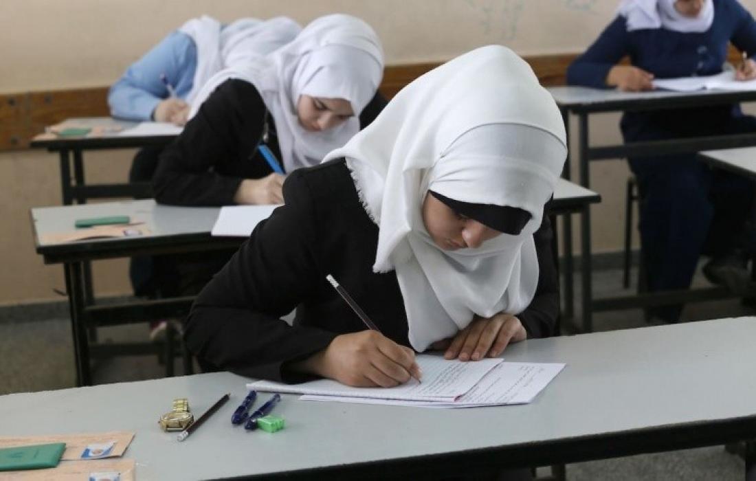 أكثر من 87 ألف طالب يتوجهون غدا لتقديم امتحان الثانوية العامة في فلسطين 