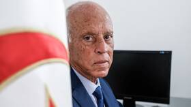 الرئيس التونسي: ما حصل أمس في البرلمان كان محاولة انقلابية فاشلة