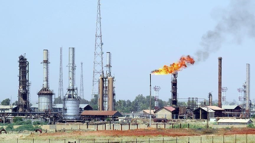 النفط يرتفع مع انحسار التفاؤل بنجاح مفاوضات أوكرانيا