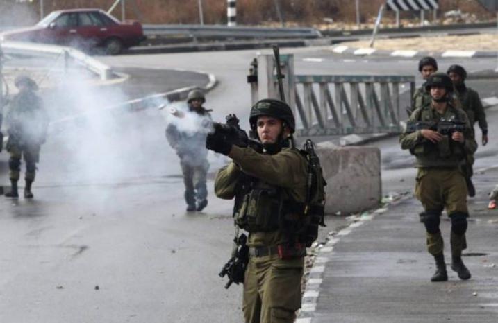 إصابة 4 عمال برصاص الاحتلال الإسرائيلي جنوب طولكرم