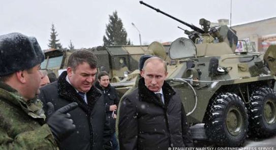 روسيا تغلق أجواءها قرب الحدود الأوكرانية أمام الطيران المدني