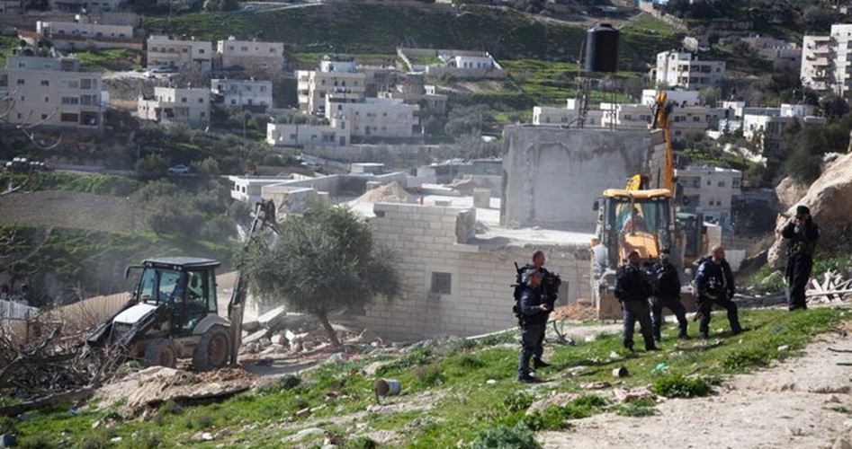القدس: وقفة في سلوان رفضا لاستهداف الاحتلال حي واد الربابة