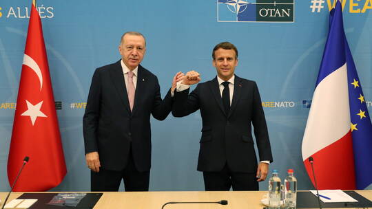 ماكرون: لقائي مع أردوغان جرى دون أي اعتذارات