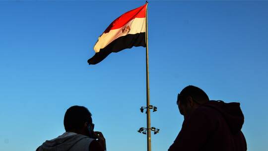 مصر.. مسؤول يكشف سيناريوهات الموجة الخامسة لفيروس كورونا