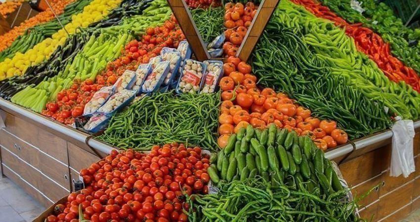 طالع.. أسعار الخضروات والدجاج في أسواق غزة