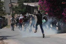 إصابات بالاختناق واعتقال شابين خلال قمع الاحتلال مسيرة في بيت لحم
