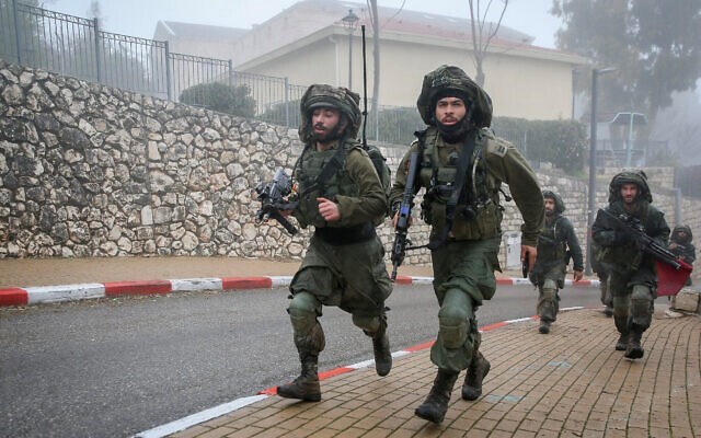 ناشطة إسرائيلية: هكذا يصبح الجنود مجرمي حرب