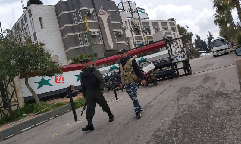 17 قتيلاً حصيلة اشتباكات بين مسلحين موالين ومعارضين للنظام السوري