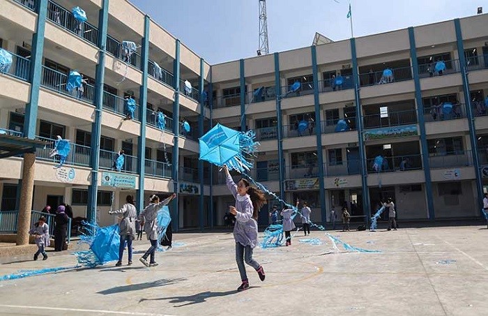 الأونروا تصدر بيانا حول طعن طالبة داخل أحد مدارسها شمال غزة