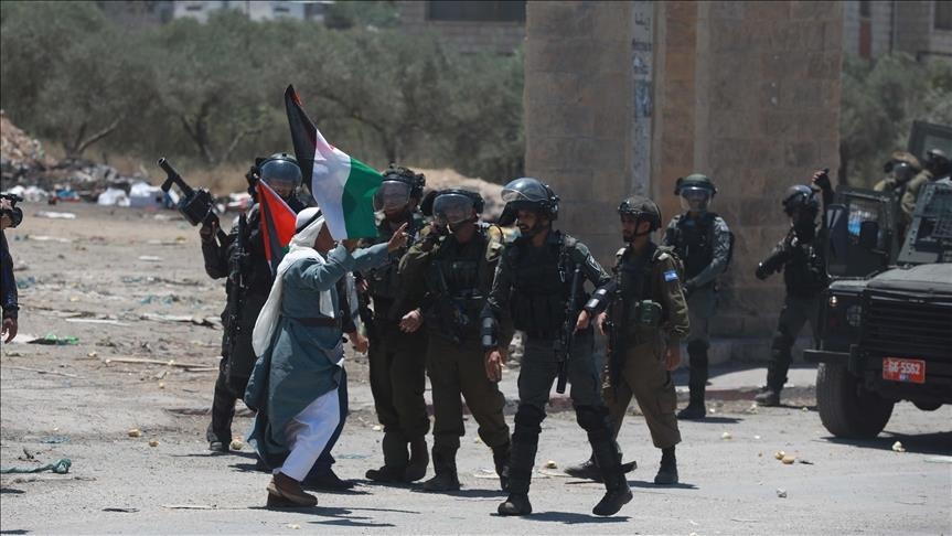 إصابة 9 فلسطينيين في مواجهات مع الاحتلال الإسرائيلي في بلدة بيتا جنوبي نابلس