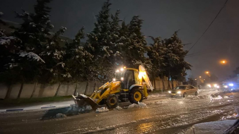 الحكومة الفلسطينية: تعطيل الوزارات والدوائر الرسمية غداً بسبب الظروف الجوية