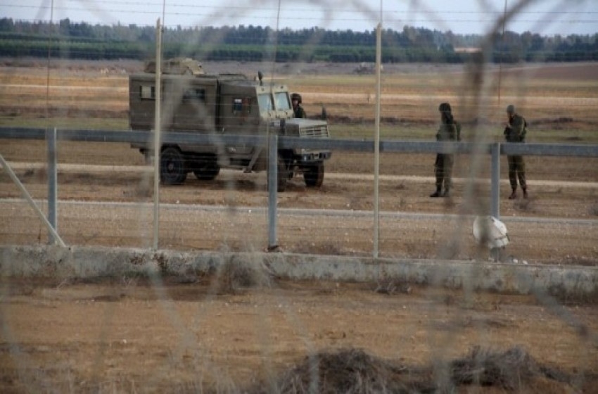 جيش الاحتلال يزعم اعتقال فلسطيني تسلل من جنوب القطاع