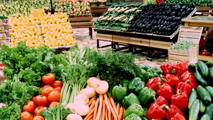 أسعار الخضروات والدواجن والبيض واللحوم في غزة اليوم السبت