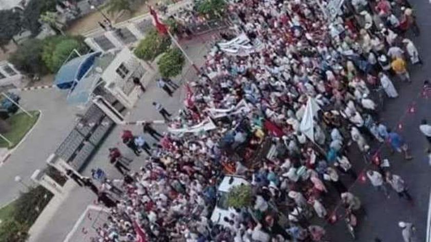 حركة النهضة التونسية تصف قرارات الرئيس بالانقلاب على الثورة والدستور