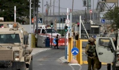 الاحتلال ينصب حاجزا عسكريا على المدخل الغربي لمدينة الخليل
