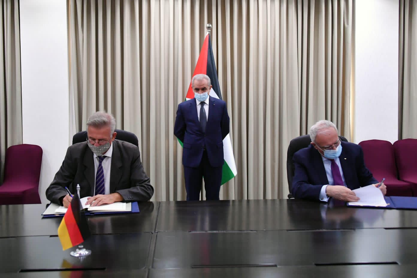 برعاية وحضور رئيس الوزراء الفلسطيني.. توقيع إتفاقية دعم الماني متعدد القطاعات بقيمة 56 مليون يورو