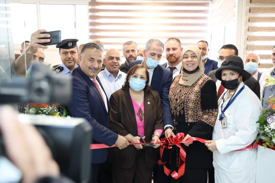 تحت رعاية الرئيس عباس.. افتتاح عيادة بيتونيا الطبية  