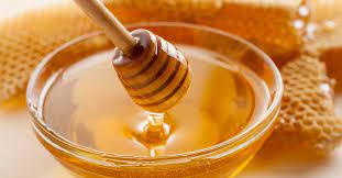 تناول العسل في فصل الشتاء له عدة فوائد... وهي: