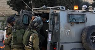 الاحتلال يعتقل مواطنين من محافظة نابلس