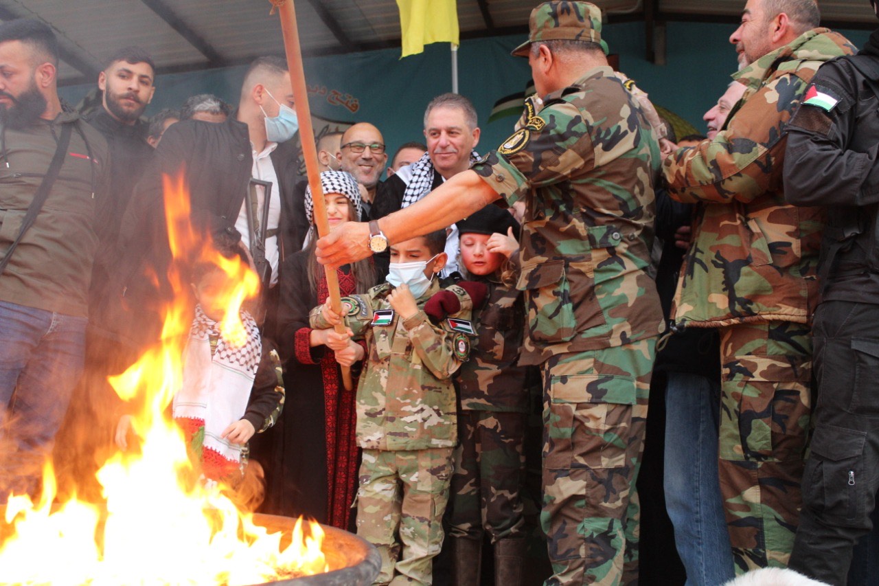 السفير دبور يوقد شعلة انطلاقة الثورة الفلسطينية الـ57 في مخيّم الرشيدية