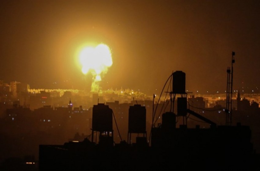 إعلام إسرائيلي: عودة الهدوء مع قطاع غزة وفتح المعابر بعد ليلة من التصعيد