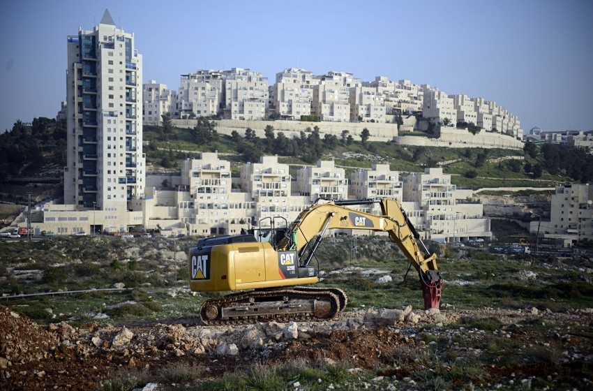 المصادقة على مصادرة أراضي فلسطينية لبناء وحدات استيطانية بالقدس
