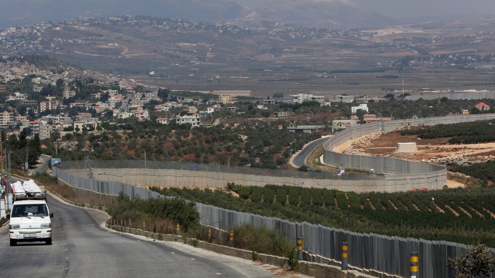 دورية إسرائيلية تجتاز السياج التقني عند الحدود مع لبنان