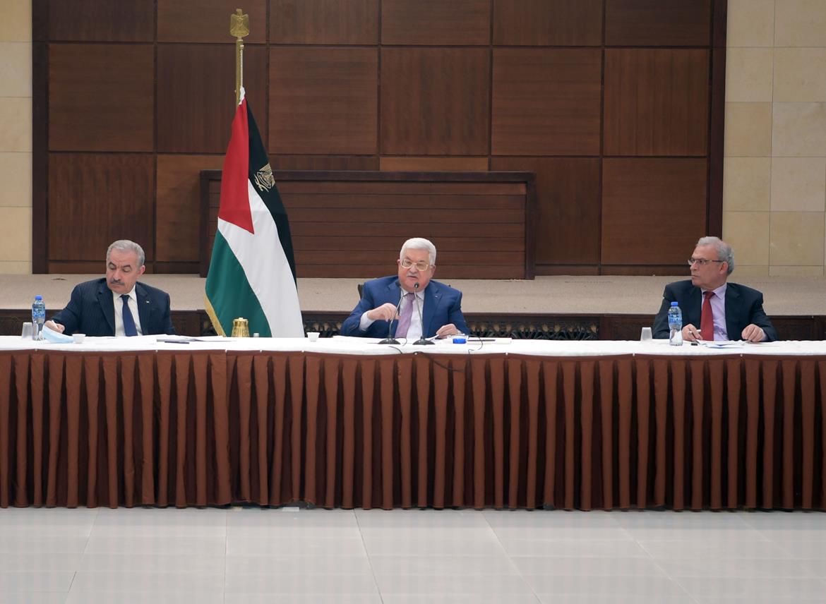 الرئيس يلتقي فعاليات فلسطينية ضمت قادة رأي وأكاديميين ومثقفين وقادة من المجتمع المدني