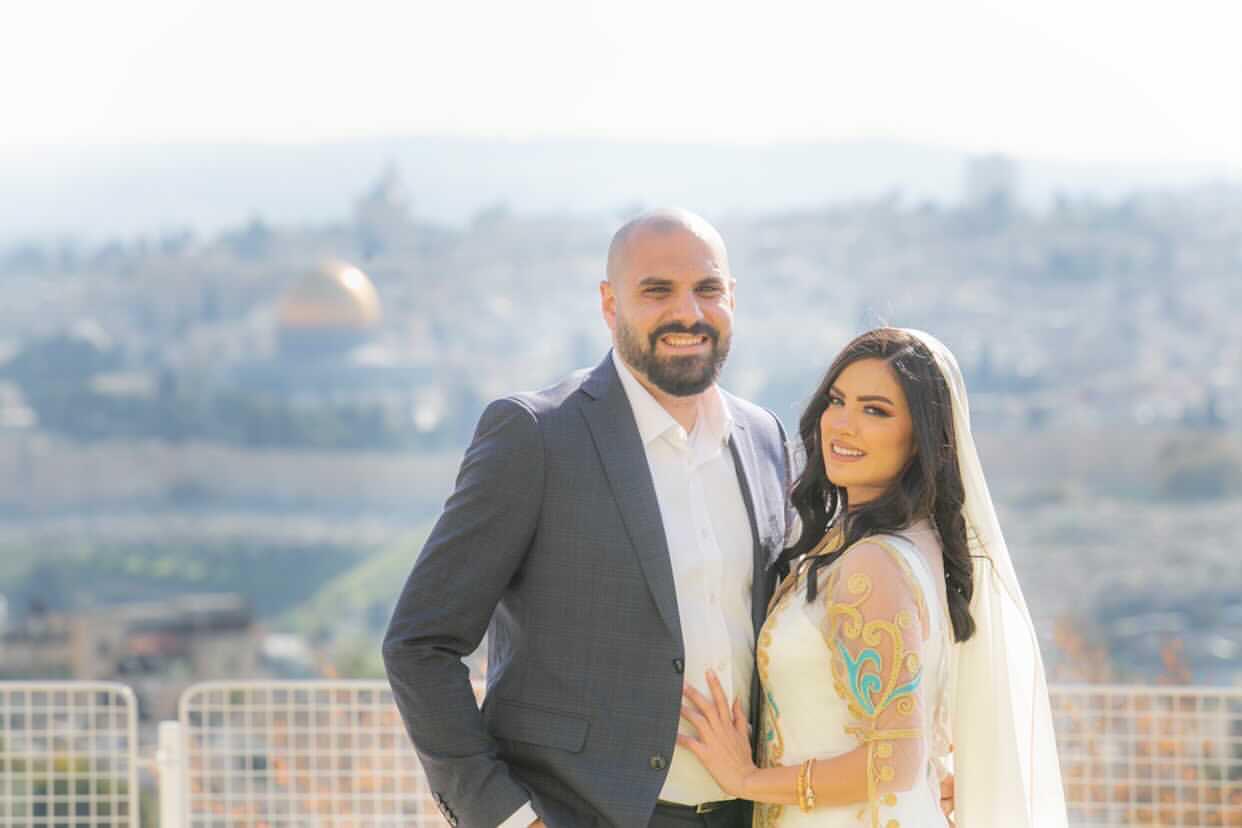 رانيا حدادين تهنى صديقتها رزان اللفتاوي وأحمد النوباني بمناسبة زواجهما (صور)