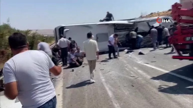 مصرع 16 شخصا في حادث مروري مروع جنوبي تركيا