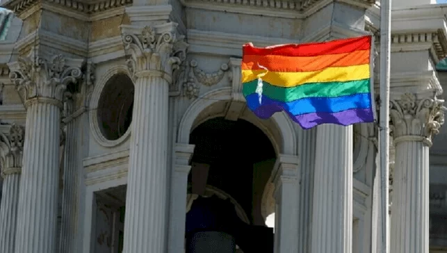مجلس النواب في تشيلي يقر مشروع قانون زواج المثليين