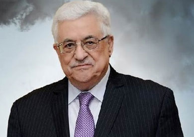 الرئيس عباس يتلقى اتصالا هاتفيا من رئيس وزراء العراق الأسبق إياد علاوي