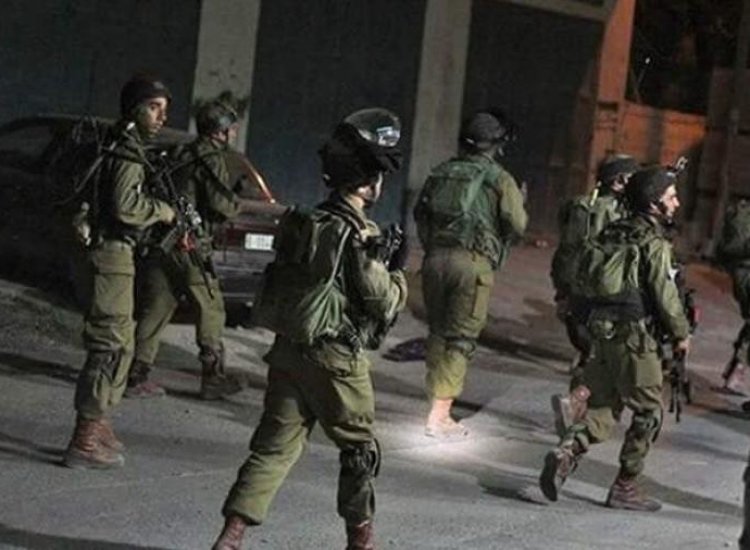 قوات الاحتلال تعتقل محامياً على حاجز عسكري شمال شرق بيت لحم