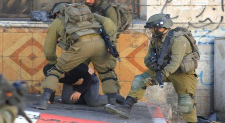 الاحتلال يعتقل 5 فلسطينيين بالضفة الغربية