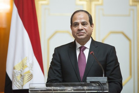السيسي يكشف موعد وصول عدد سكان مصر إلى 193 مليون ويوضح سبب تراجع قيمة الجنيه