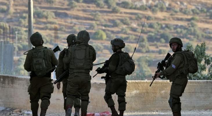 الاحتلال يعتقل شابًا فلسطينيًّا من طوباس