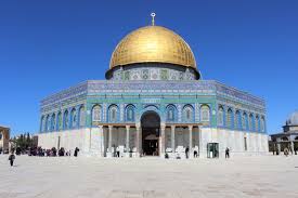 القدس.. 15 حارسا جديدا يباشرون عملهم في المسجد الأقصى المبارك