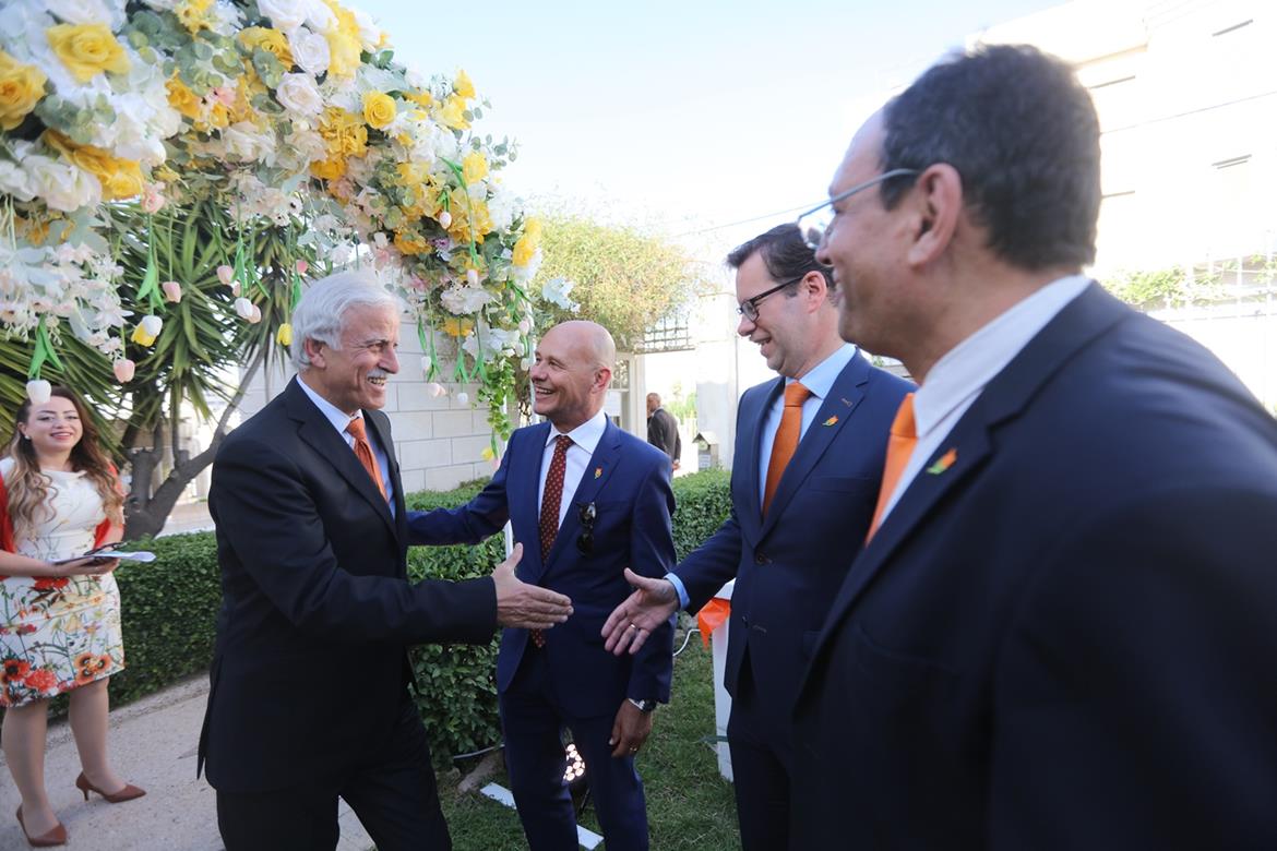 الوزير عورتاني يشارك في حفل استقبال بمناسبة يوم الملك الهولندي