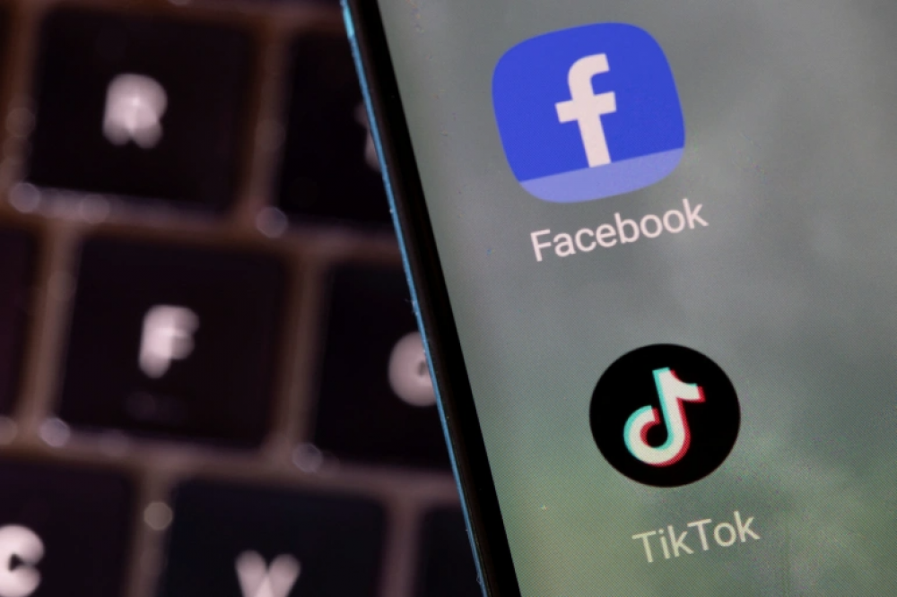 فيسبوك يفقد مكانه بين التطبيقات الأكثر تنزيلا.. هل هي بداية النهاية؟